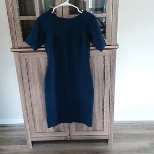Ann Taylor 2P Teal dress form fitting with give